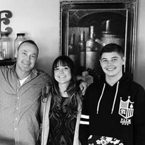 Meet your Posher, Logan